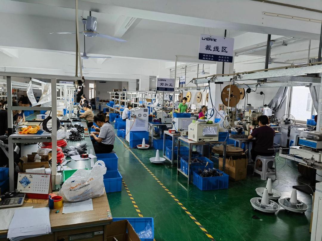 實拍展示新能源汽車線束源頭工廠 公司推出全新產品,實拍展示新能源